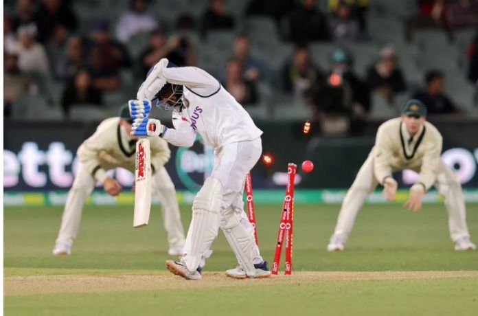Australia sets 70 runs of target for Team India