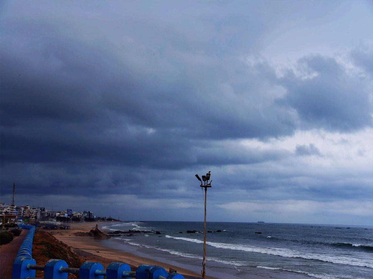 Cyclone Alert for Visakhapatnam and Chennai