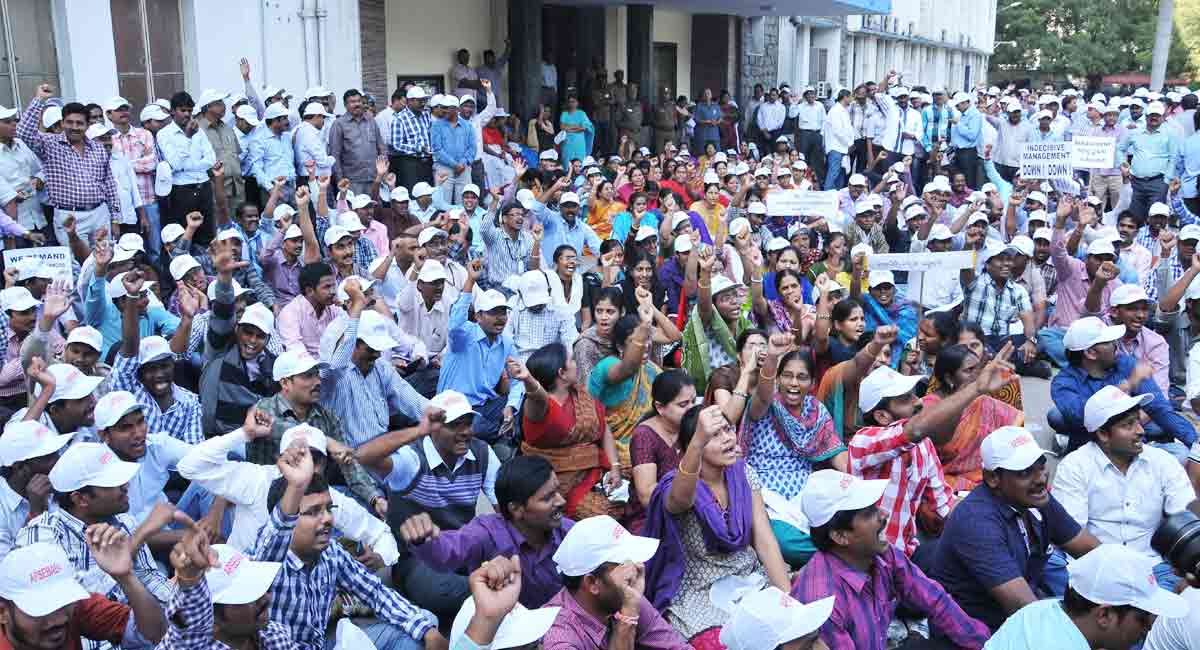 AP Employees Strike