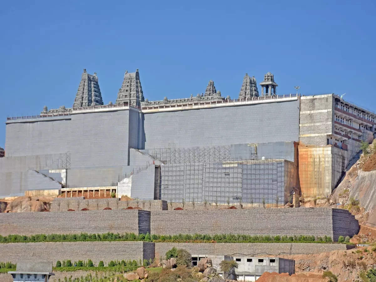 Yadadri Yagam