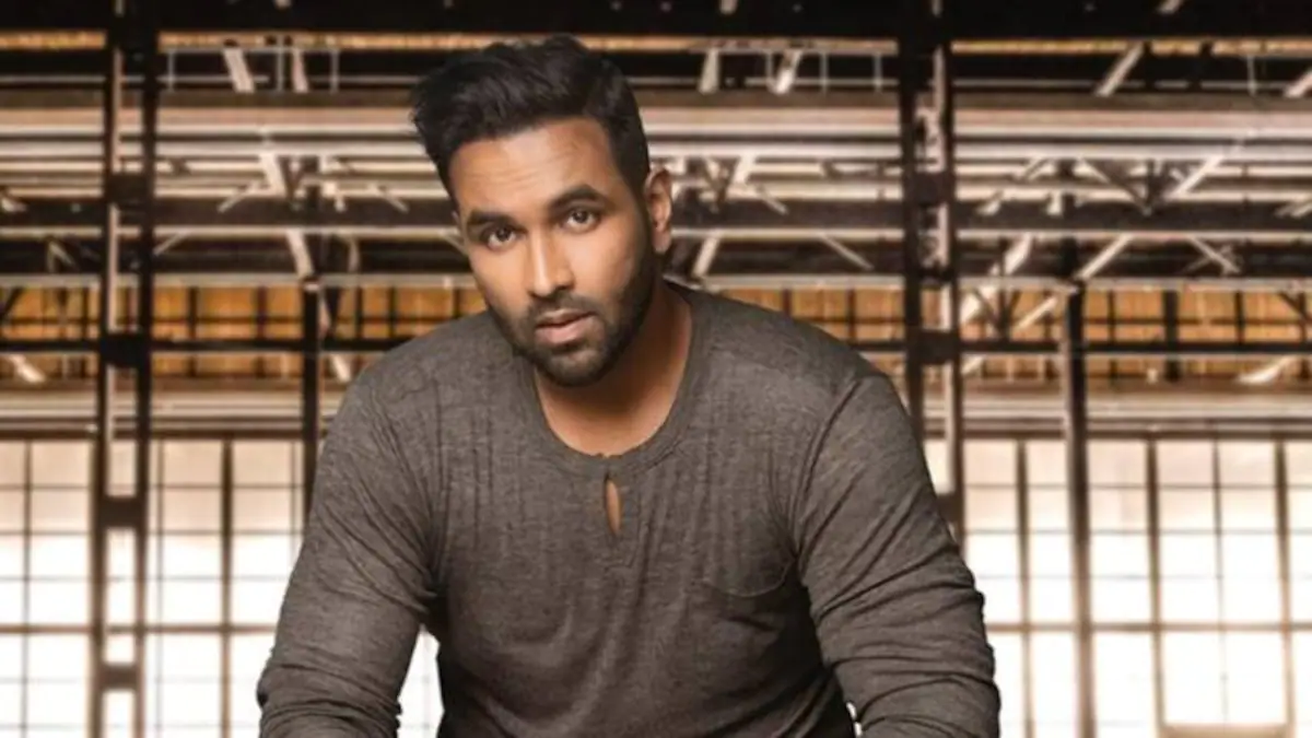 Manchu Vishnu as Daniel Sekhar 