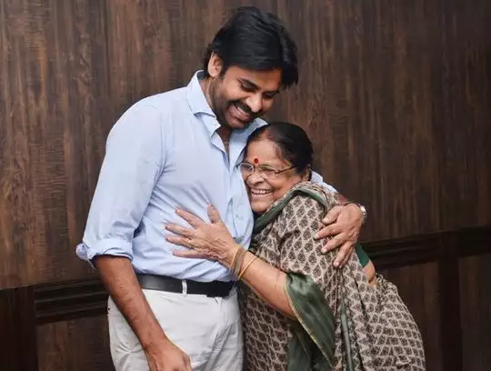 Pawan Kalyan's Mother Anjana Devi