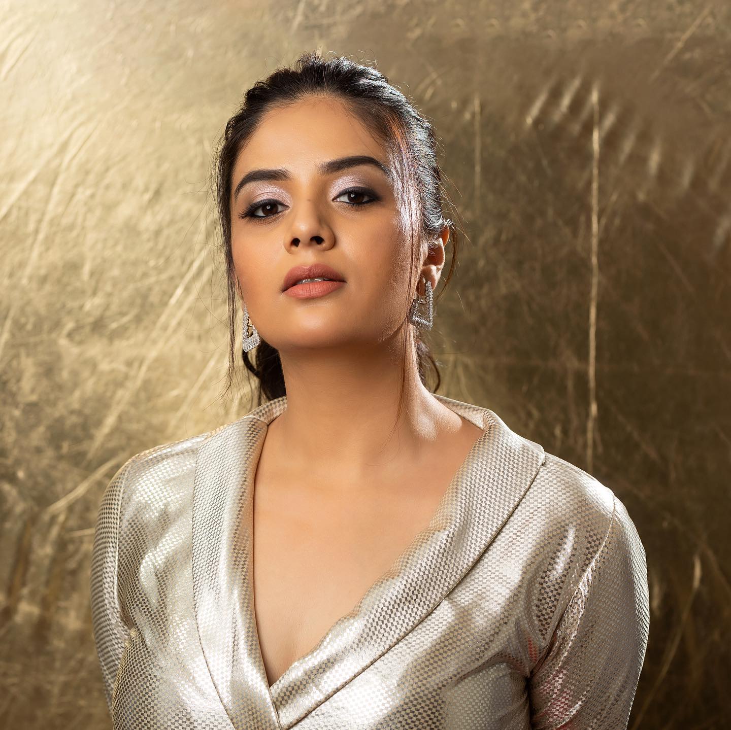 Anchor Sreemukhi