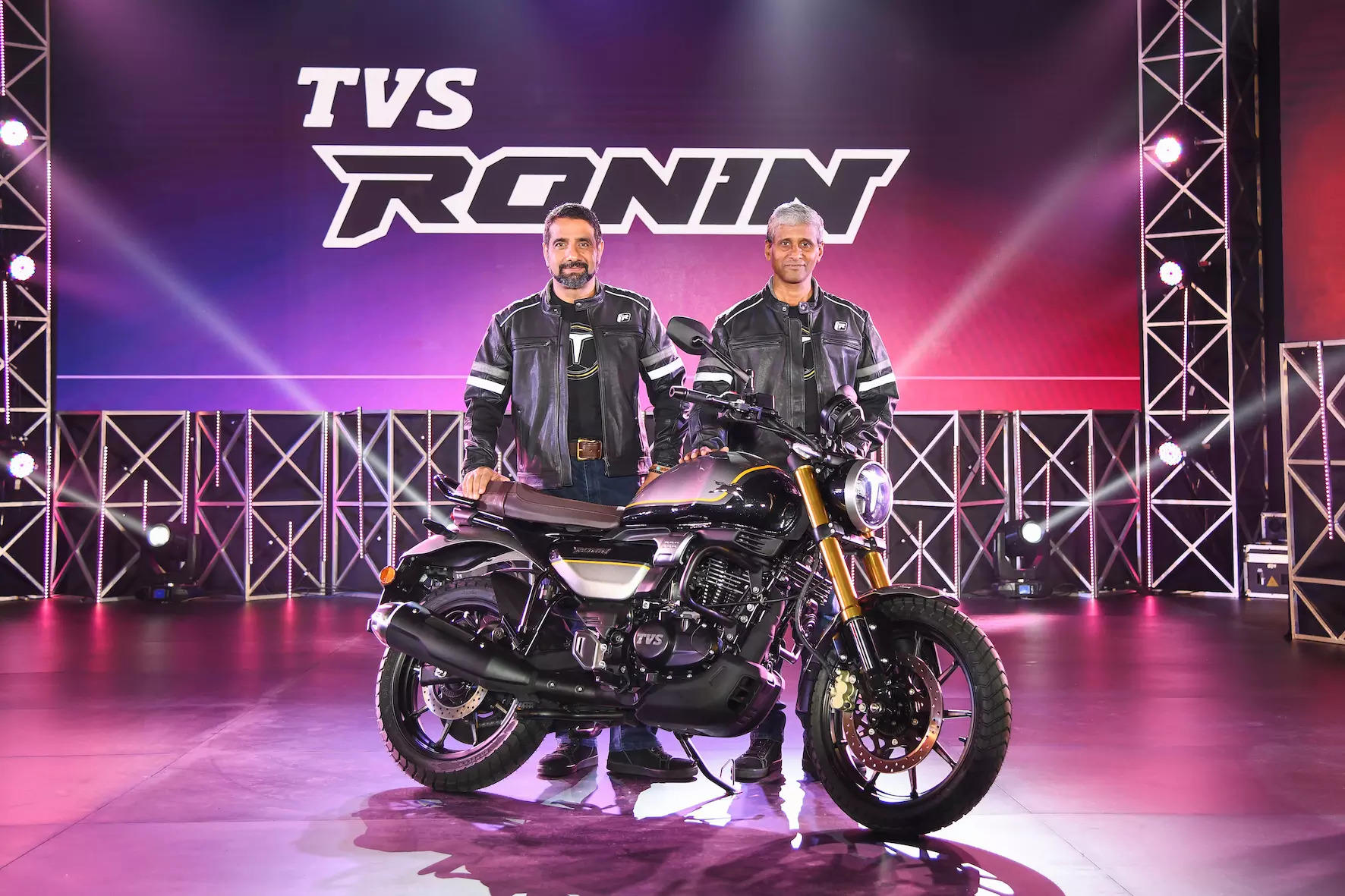 TVS Ronin 2022