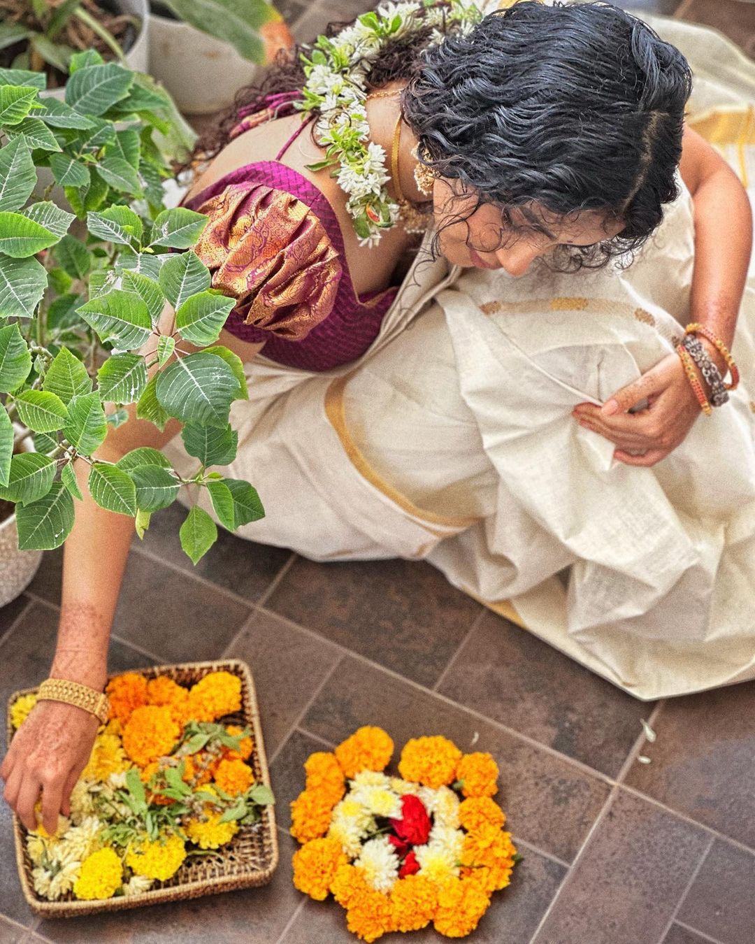 Actress Anupama Parameswaran onam celebration photos goes viral (5)