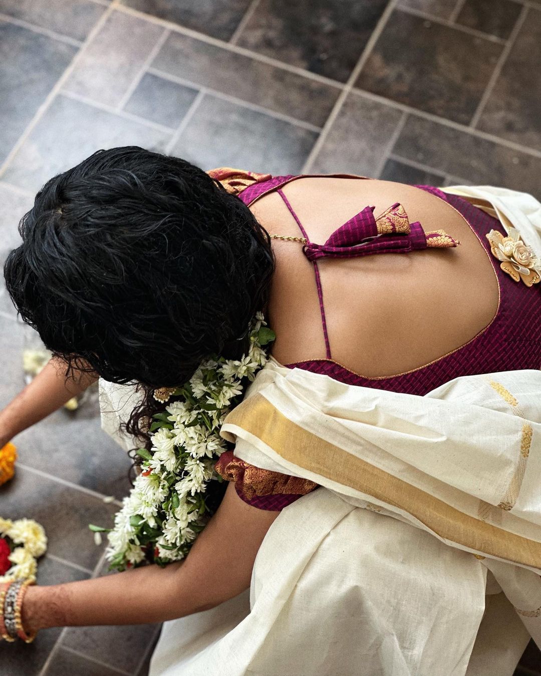 Actress Anupama Parameswaran onam celebration photos goes viral (6)