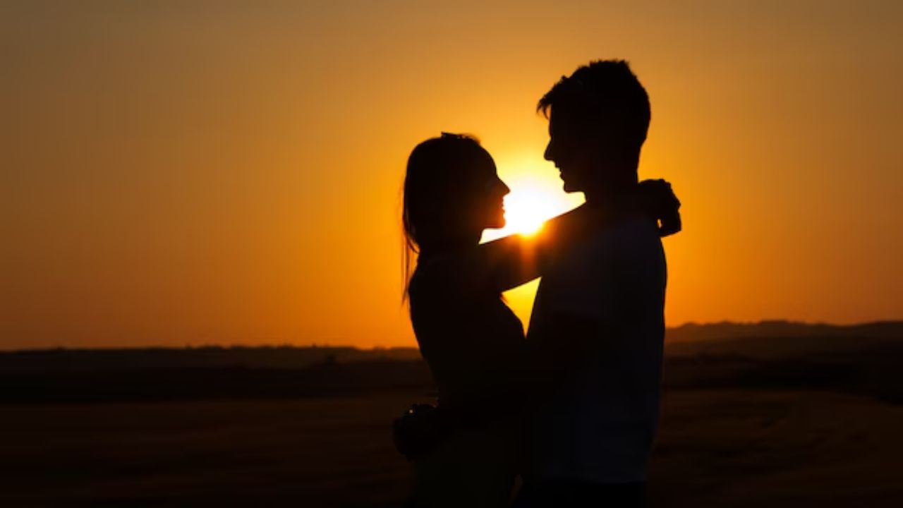 Is husband and wife romance good at sunset?