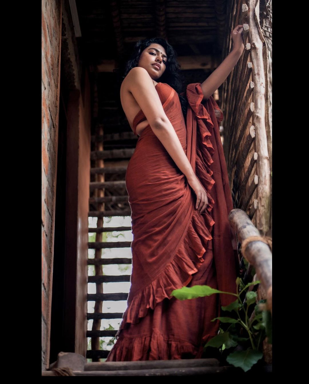Shivani Rajashekar Stunning Pics goes Viral (1)